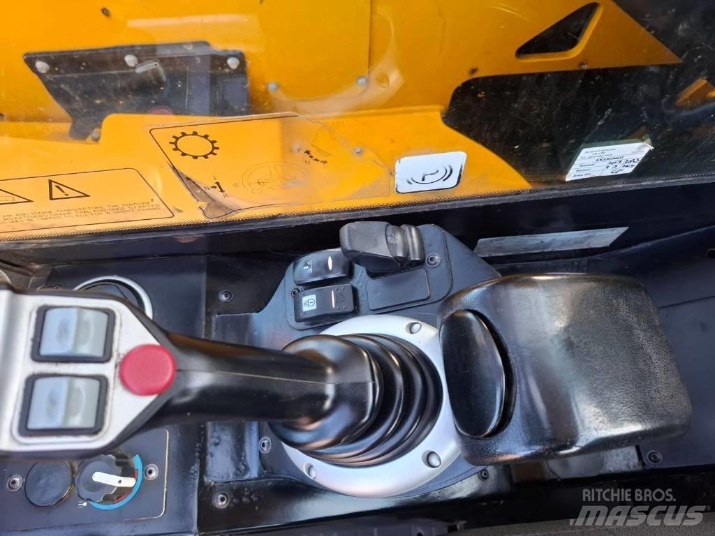 JCB 525-60 Телескопические погрузчики