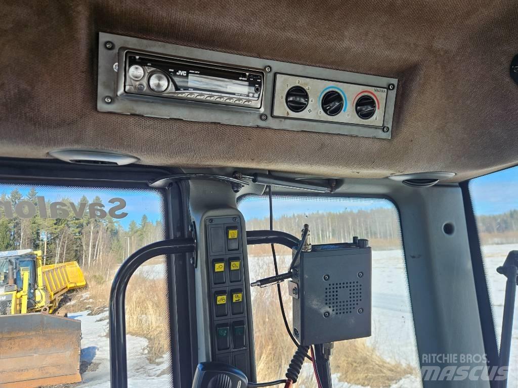 Valtra T 171 Трактора