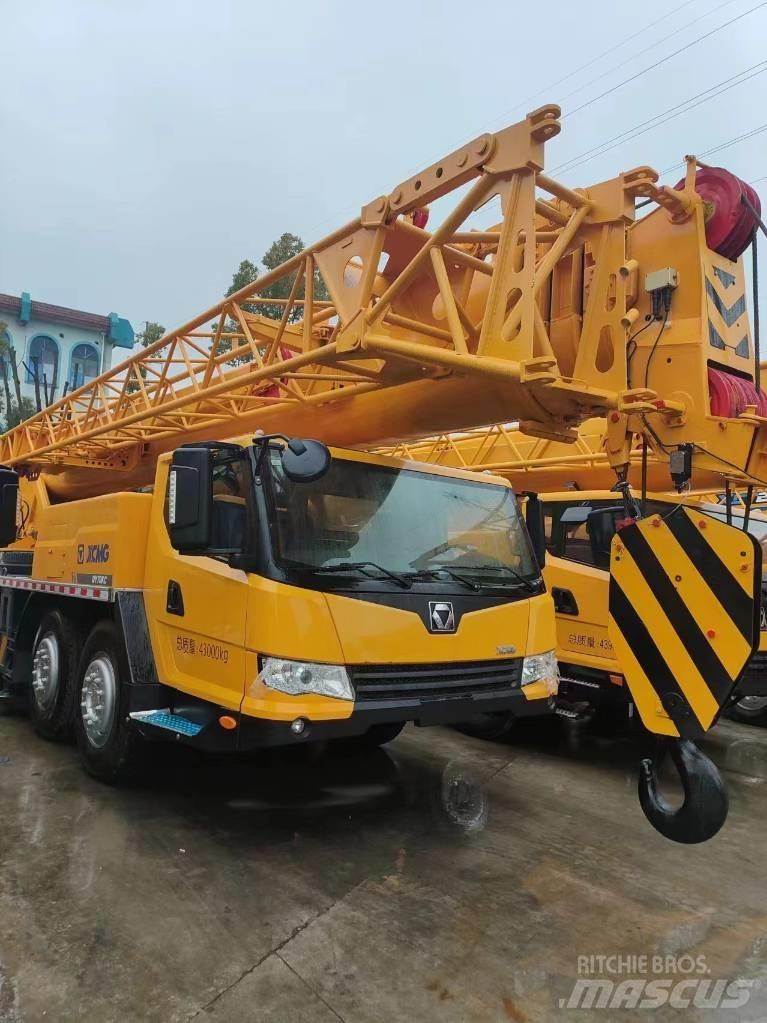 XCMG XZJ5434JQZ70K Гусеничные фронтальные погрузчики