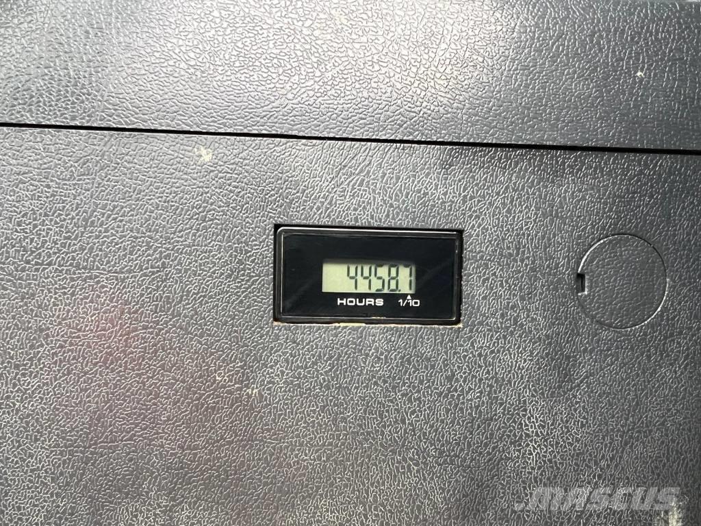 Hyundai HX 210 AL Гусеничные экскаваторы