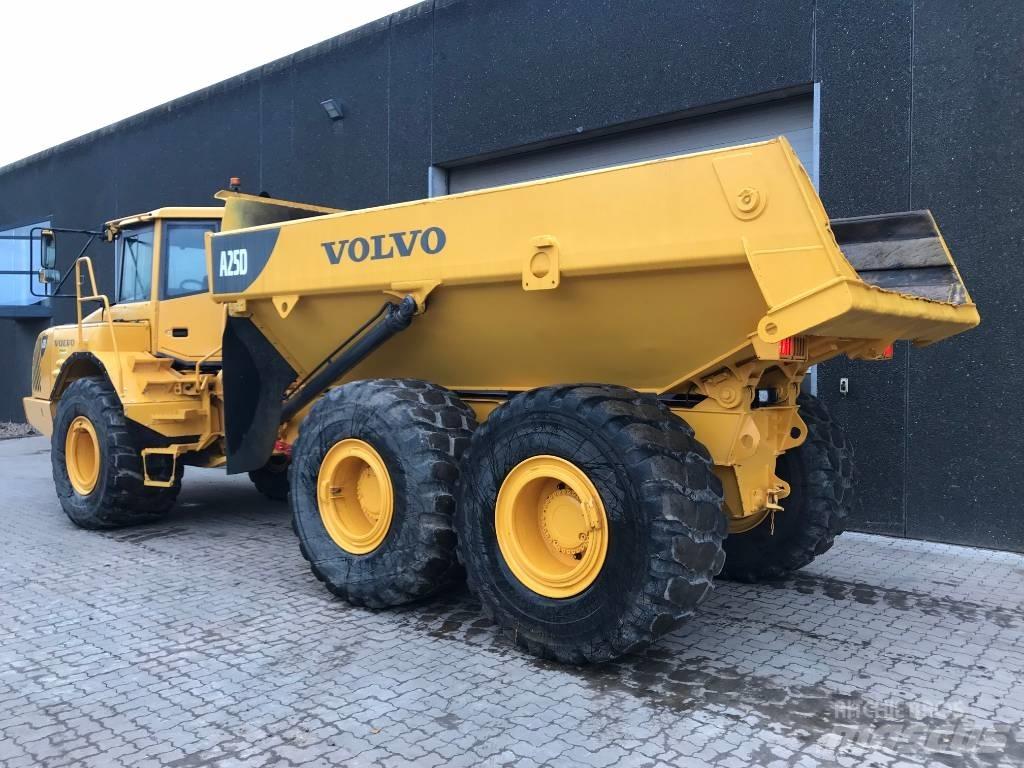Volvo A25D Мини-самосвалы