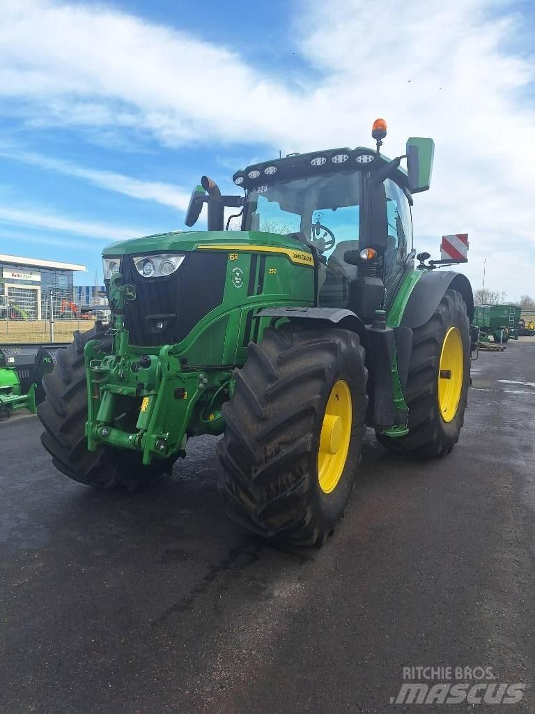 John Deere 6R250 Трактора