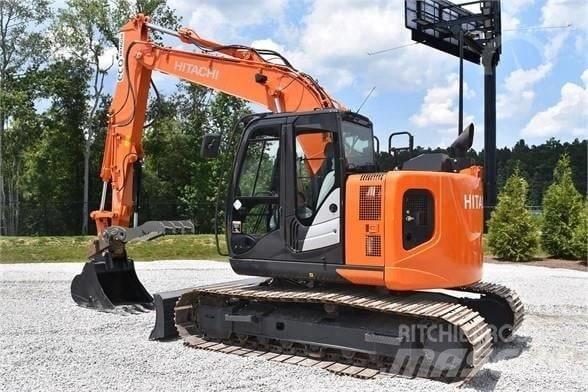 Hitachi ZX 135 Гусеничные экскаваторы