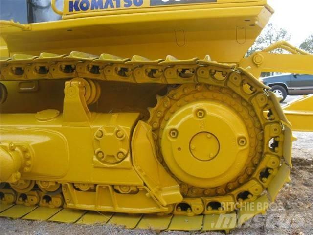 Komatsu D 65 EX Гусеничные бульдозеры