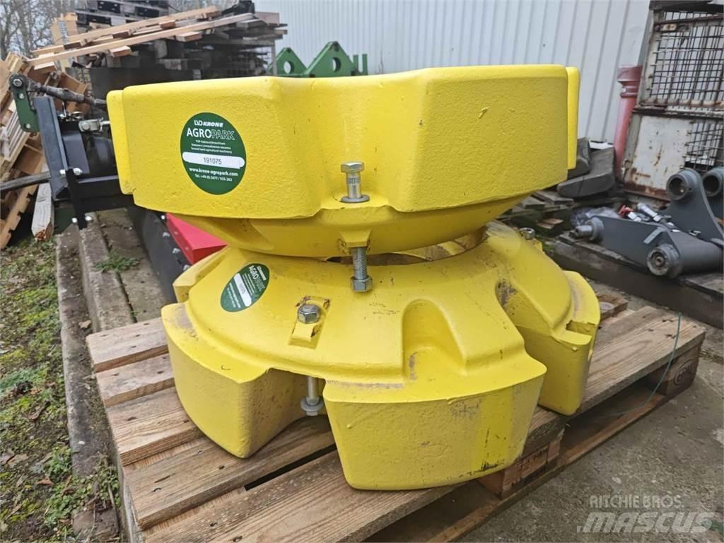 John Deere 620 kg Навесное оборудование и запчасти