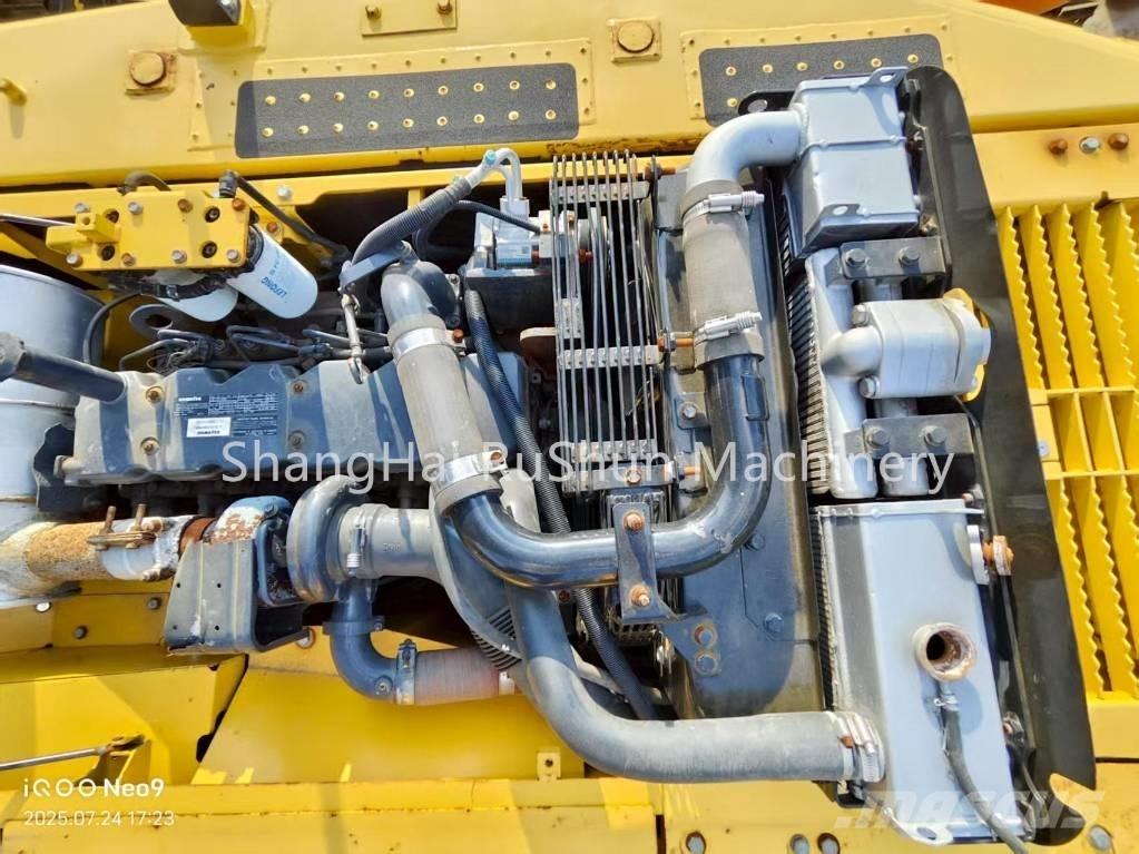 Komatsu 200-8 Гусеничные экскаваторы
