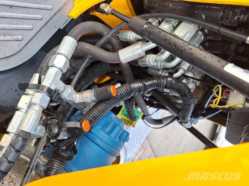 JCB 8008 CTS Мини-экскаваторы