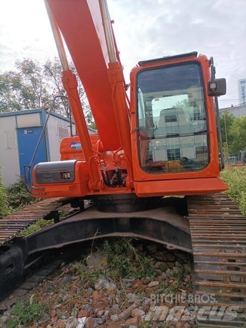 Doosan DX 300 Гусеничные экскаваторы
