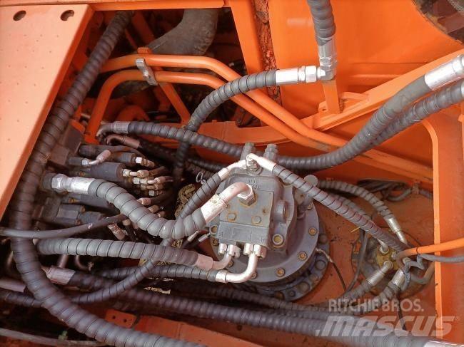 Doosan DX 300 Гусеничные экскаваторы
