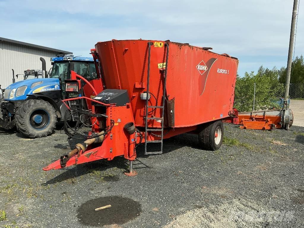 Kuhn EuroMix I Кормораздатчики