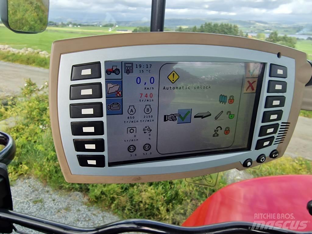 Massey Ferguson 7718 Трактора