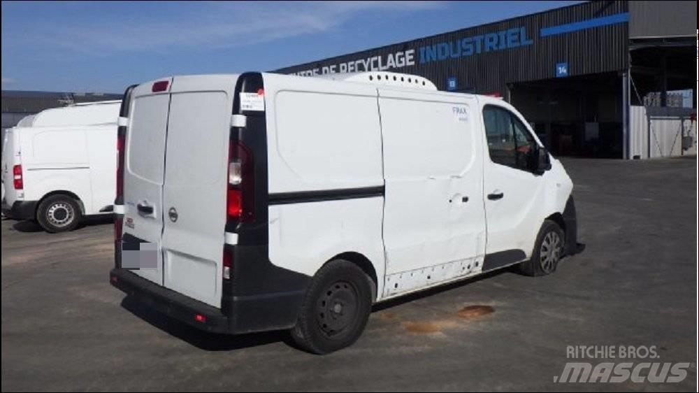 Nissan NV 300 Цельнометаллический фургоны