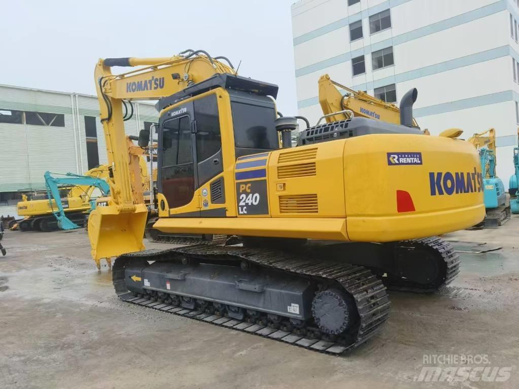 Komatsu PC 240 Гусеничные экскаваторы