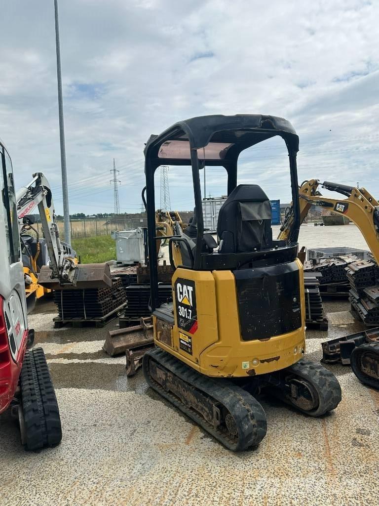 CAT 301.7 Мини-экскаваторы
