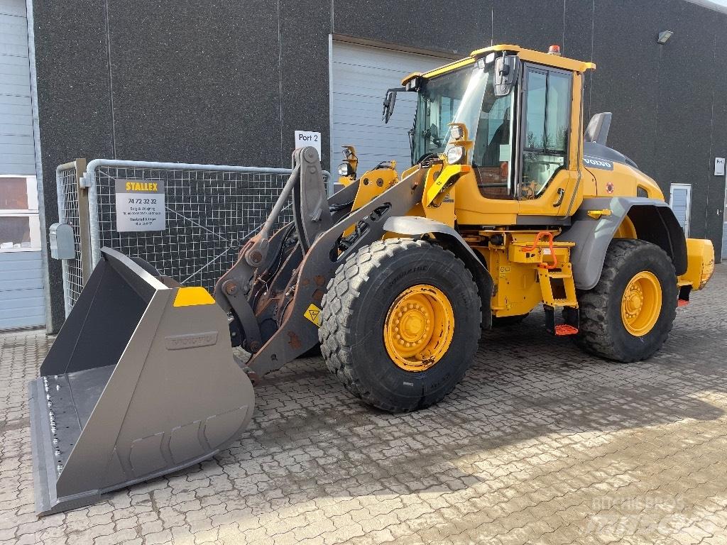 Volvo L90H Фронтальные погрузчики