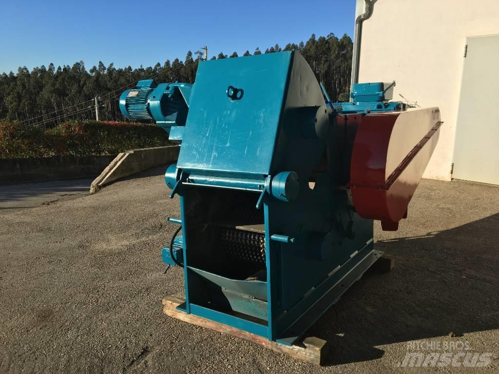 Haas HTH200X400(500) Лесовые мулчеры
