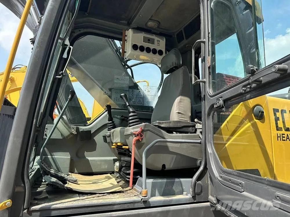 Volvo EC240D Гусеничные экскаваторы