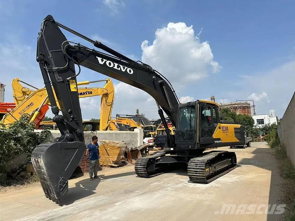 Volvo EC240D Гусеничные экскаваторы