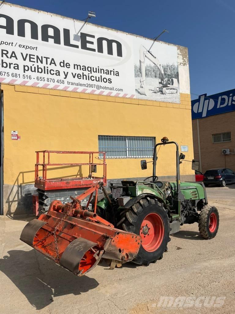 Fendt 208 S Трактора