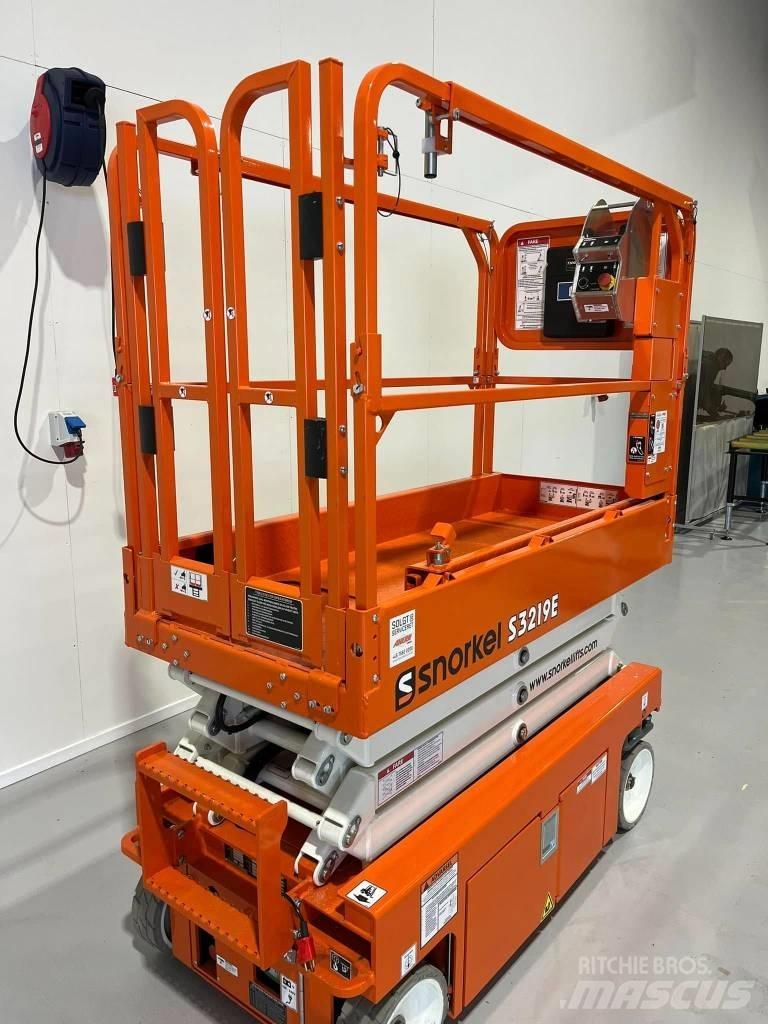 Snorkel S 3219 E Ножничные подъемники