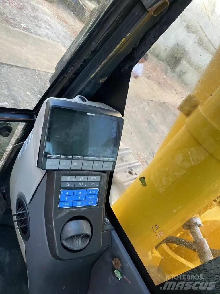Komatsu PC450-8 Гусеничные экскаваторы