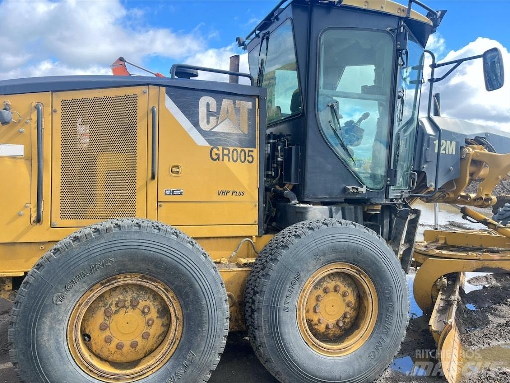 CAT 12 M Грейдеры