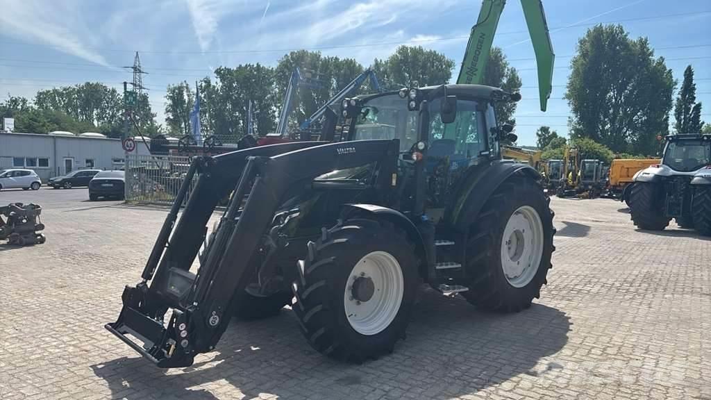 Valtra G135 Трактора