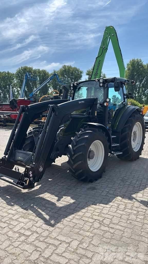 Valtra G135 Трактора