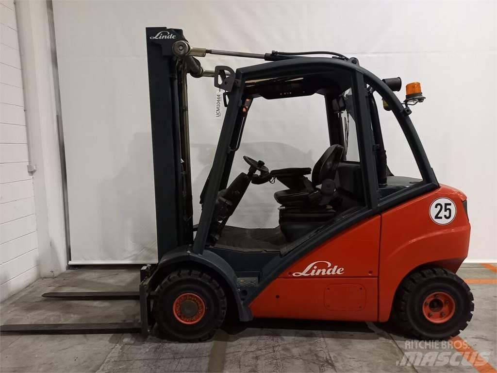 Linde H25D Дизельные погрузчики