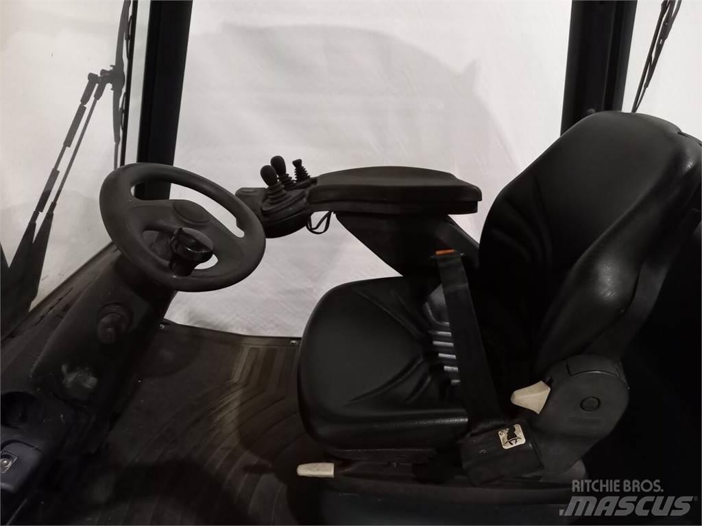 Linde H25D Дизельные погрузчики