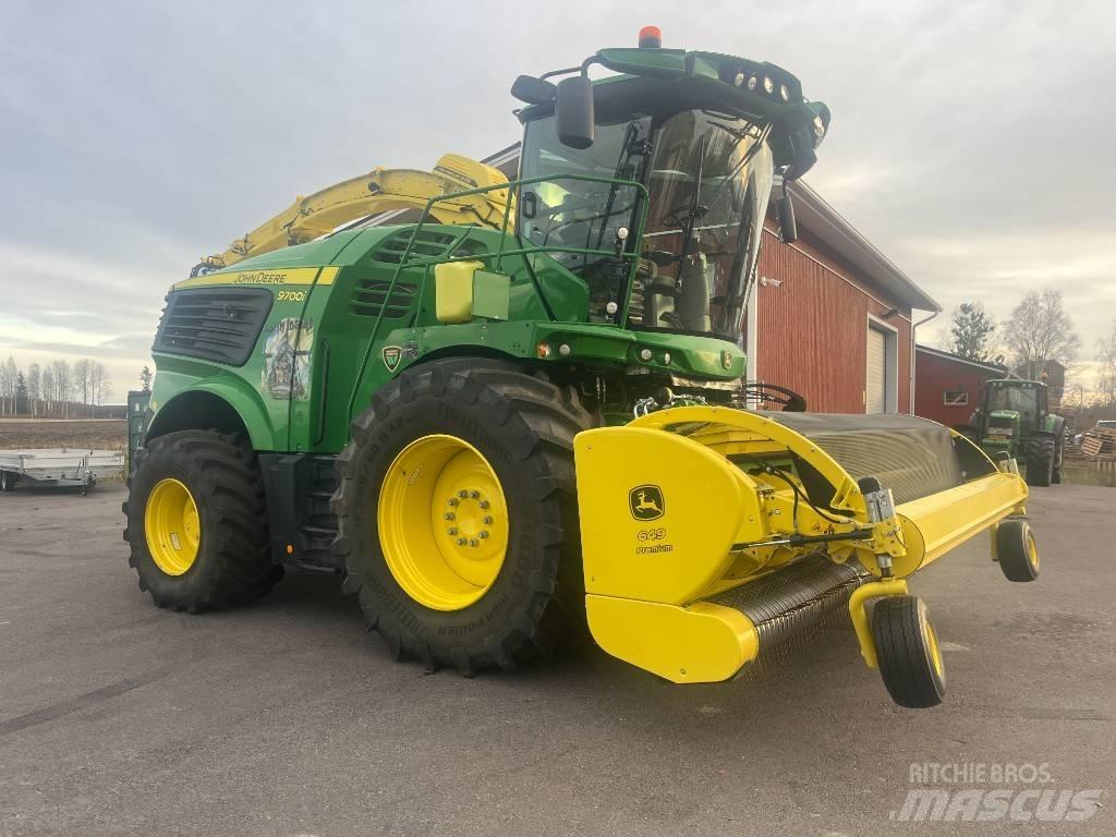 John Deere 9700i Самоходные кормоуборочные комбайны