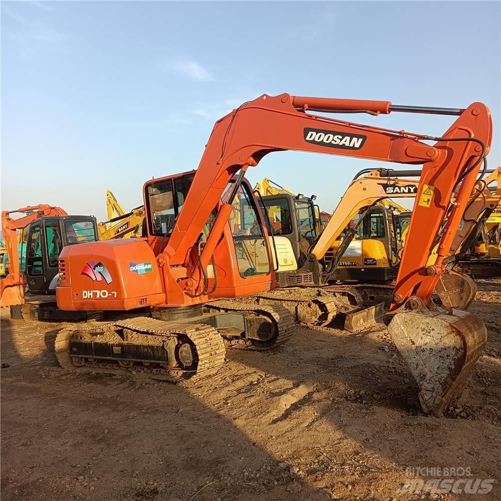 Doosan DH70 Гусеничные экскаваторы