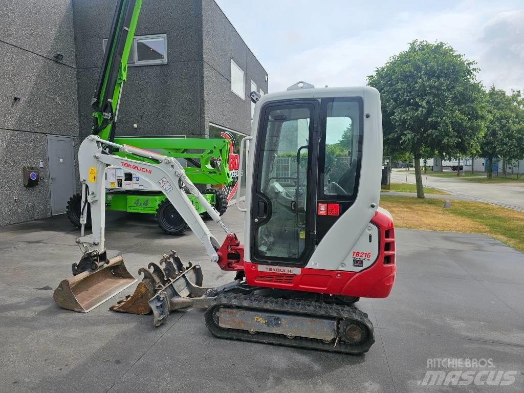 Takeuchi TB 216 Мини-экскаваторы