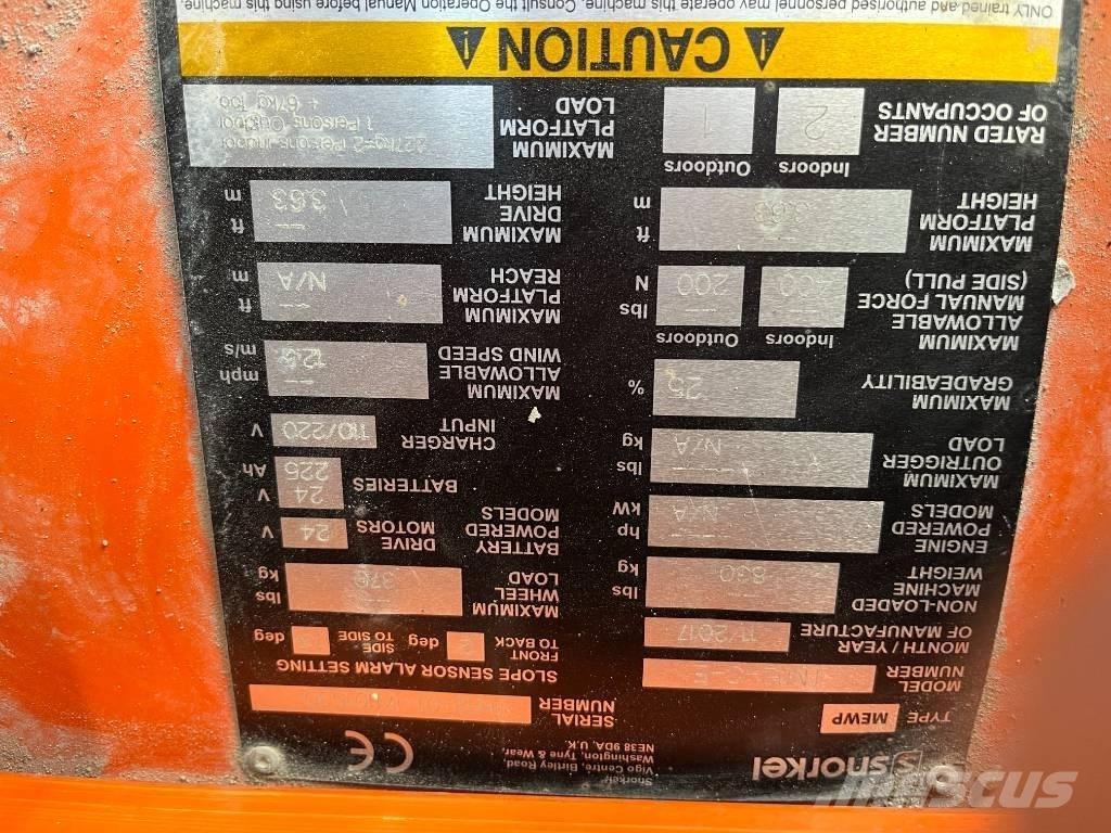 Snorkel TM 12 Вертикальные мачтовые подъемники