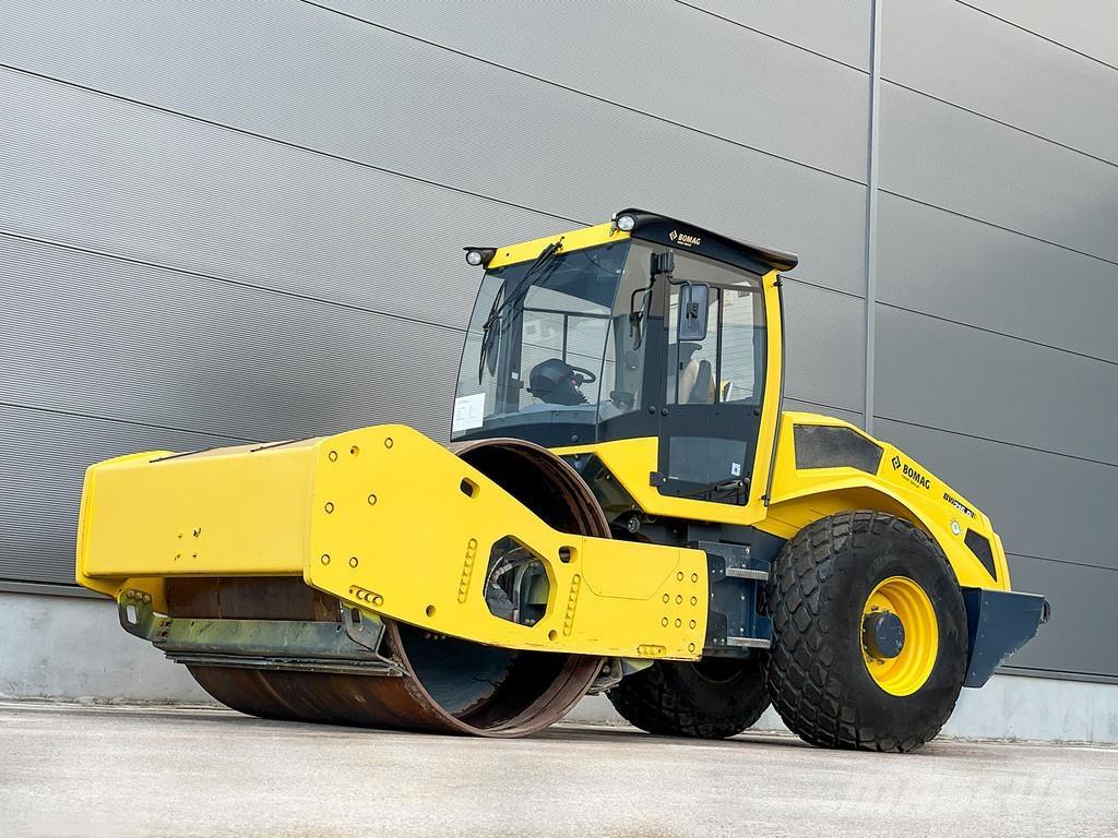 Bomag BW 216 D-5 Грунтовые катки
