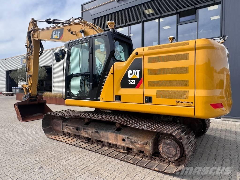 CAT 323 Гусеничные экскаваторы
