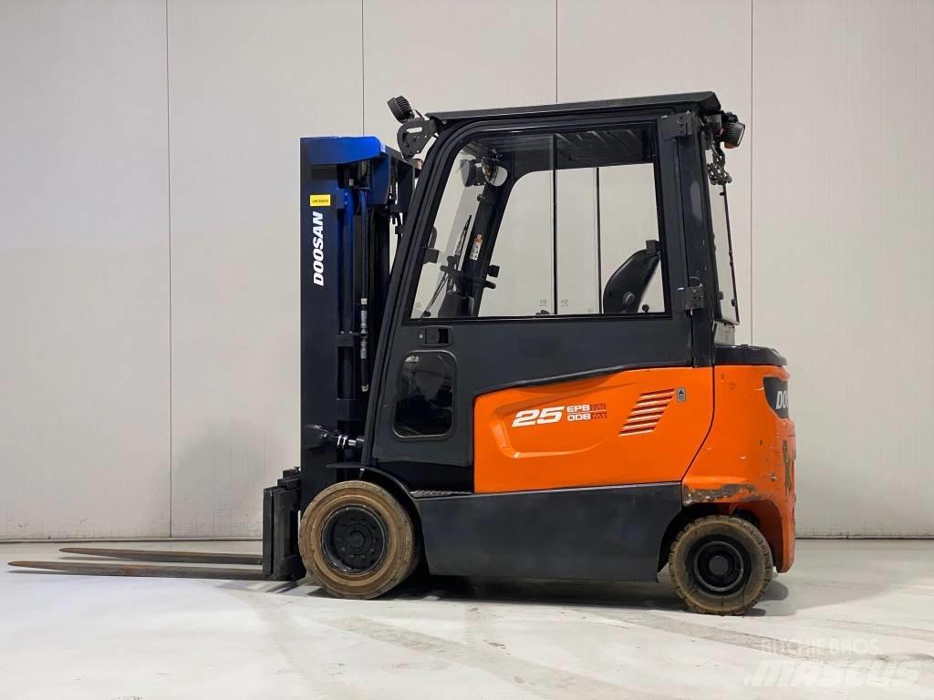 Doosan B25X-7 Электропогрузчики