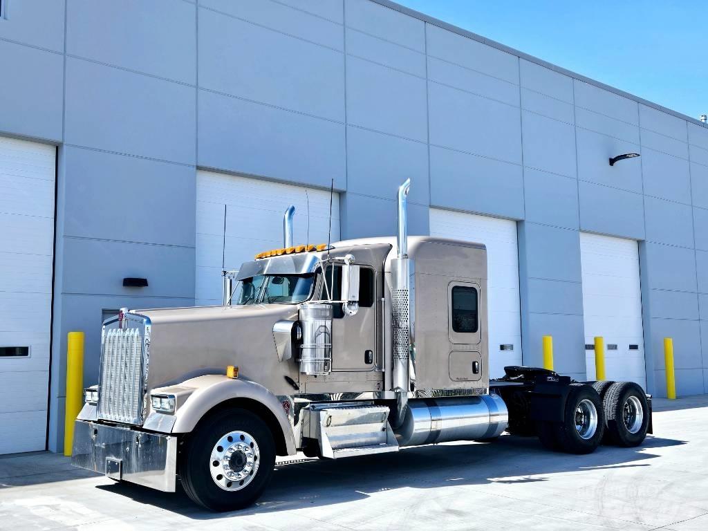 Kenworth W 900 Седельные тягачи