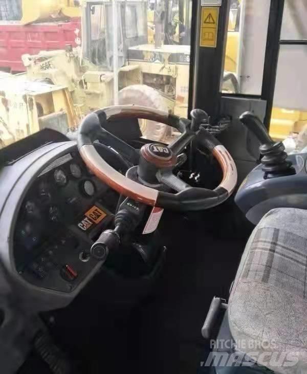 CAT 966 H Фронтальные погрузчики