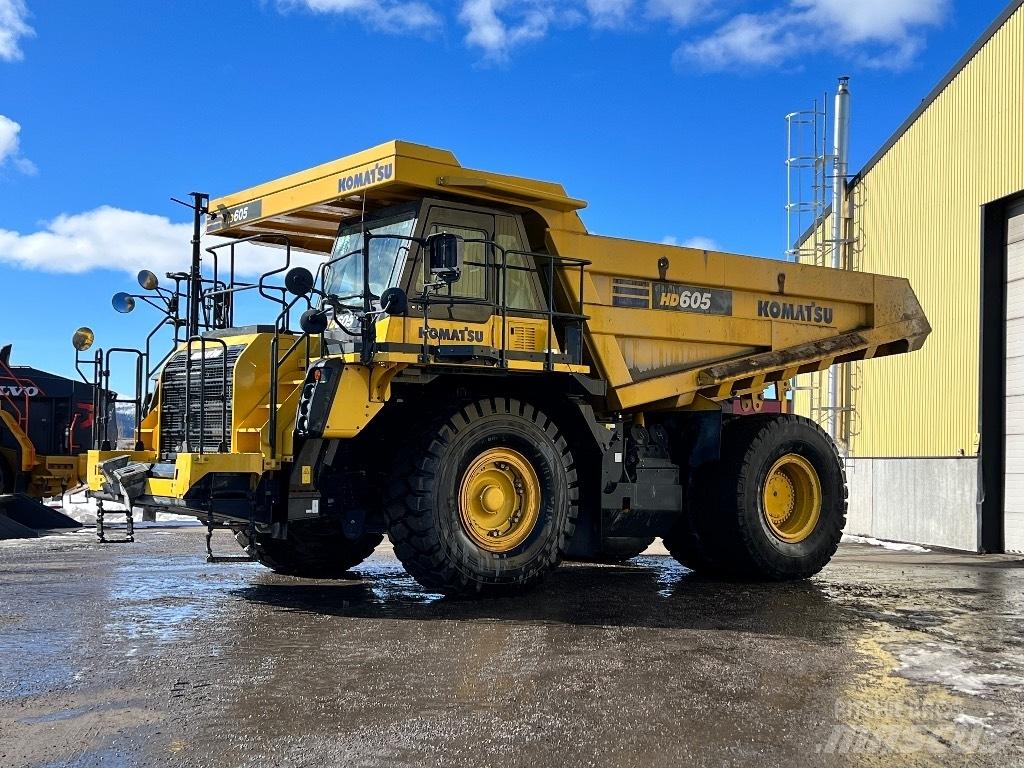 Komatsu 605-8 Карьерные самосвалы