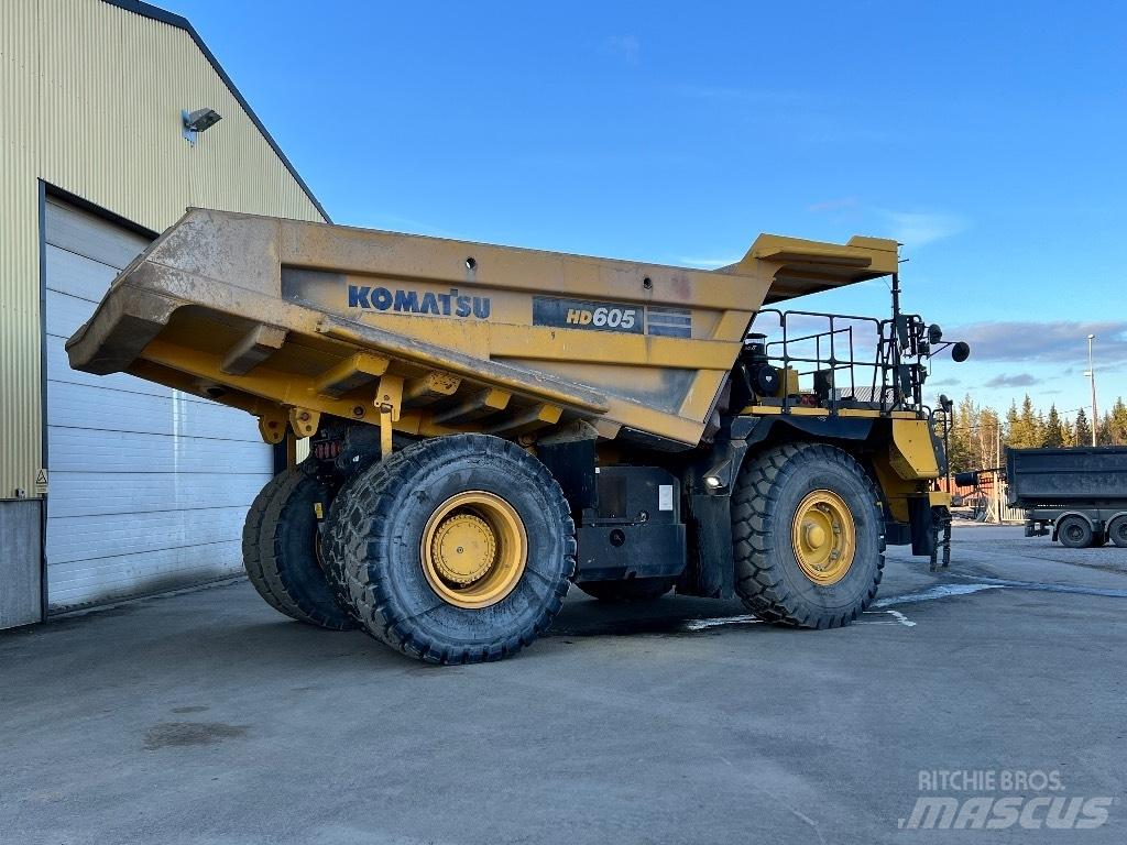 Komatsu 605-8 Карьерные самосвалы