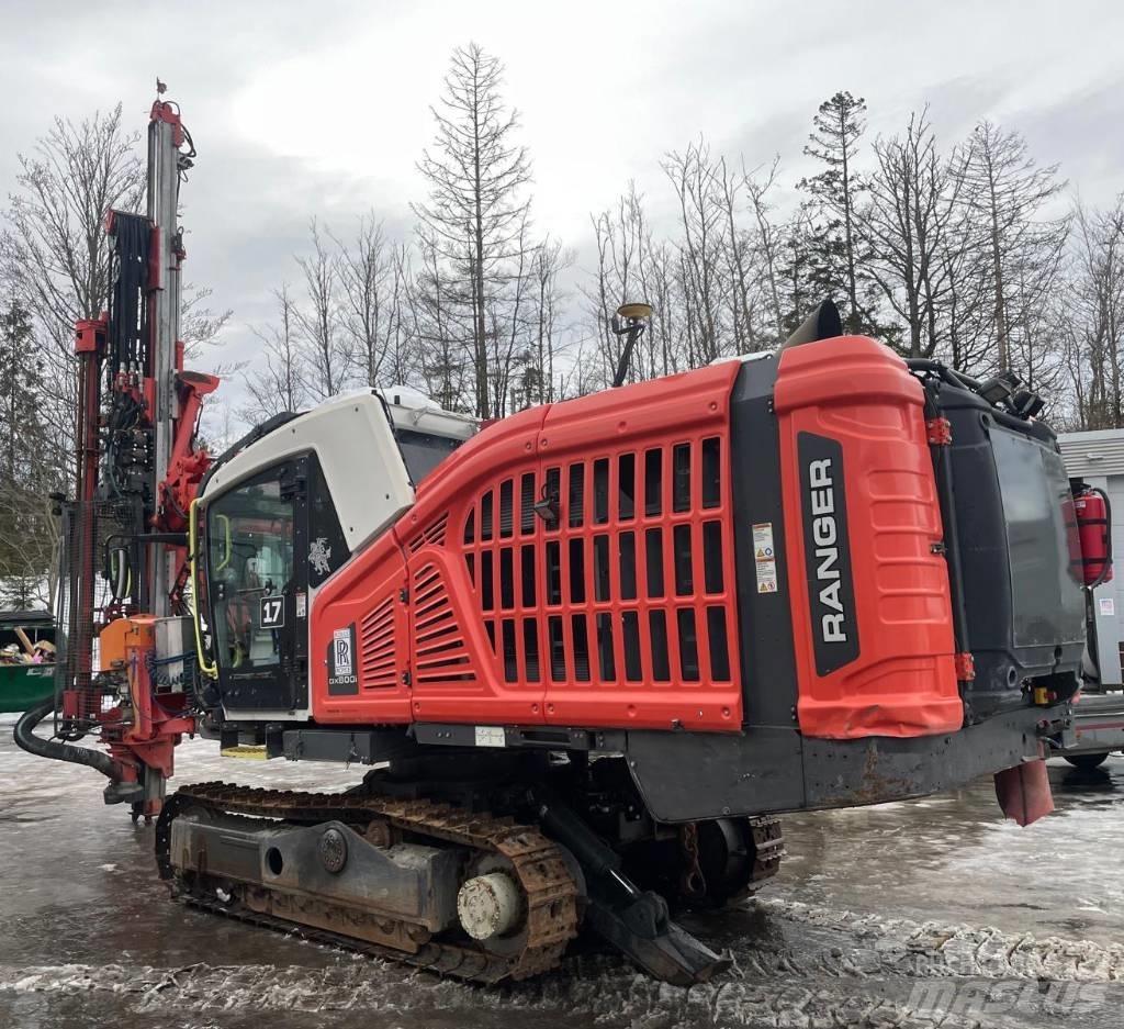 Sandvik DX800i Буровые вышки