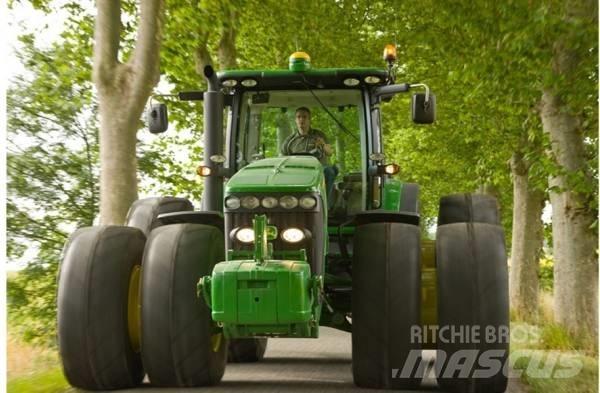 John Deere JD8270 Трактора