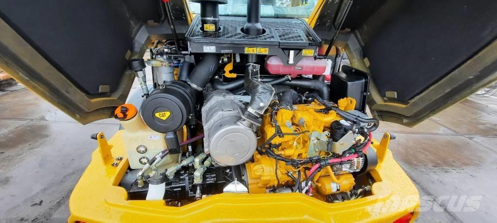 CAT 908M Фронтальные погрузчики