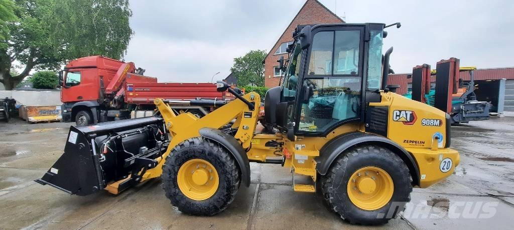 CAT 908M Фронтальные погрузчики