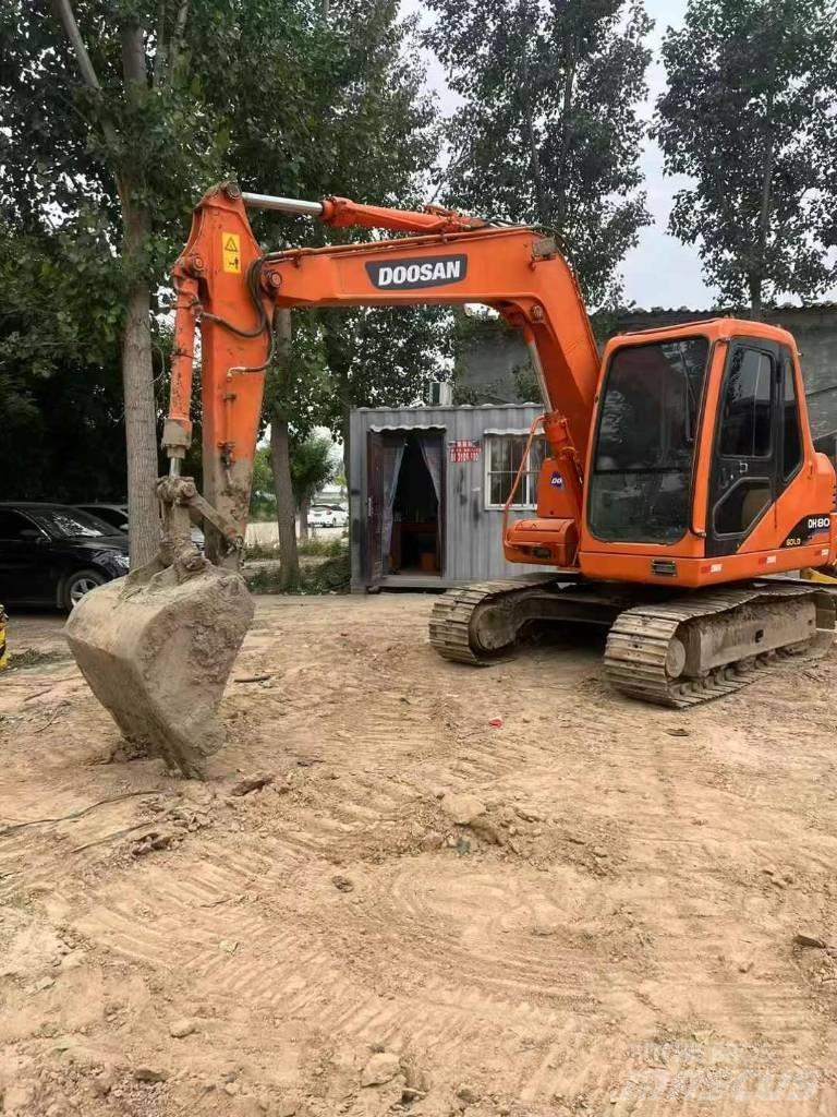 Doosan DH 80 Гусеничные экскаваторы
