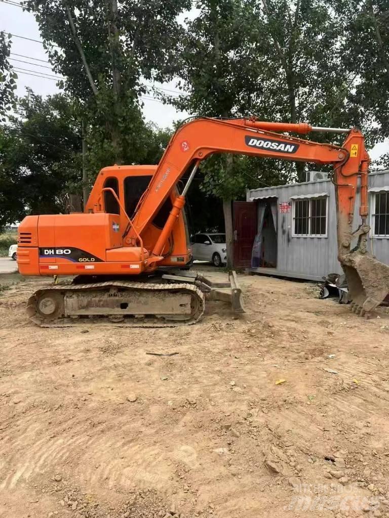Doosan DH 80 Гусеничные экскаваторы