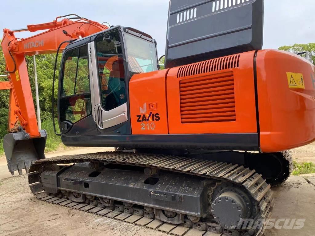Hitachi ZX 210 Гусеничные экскаваторы