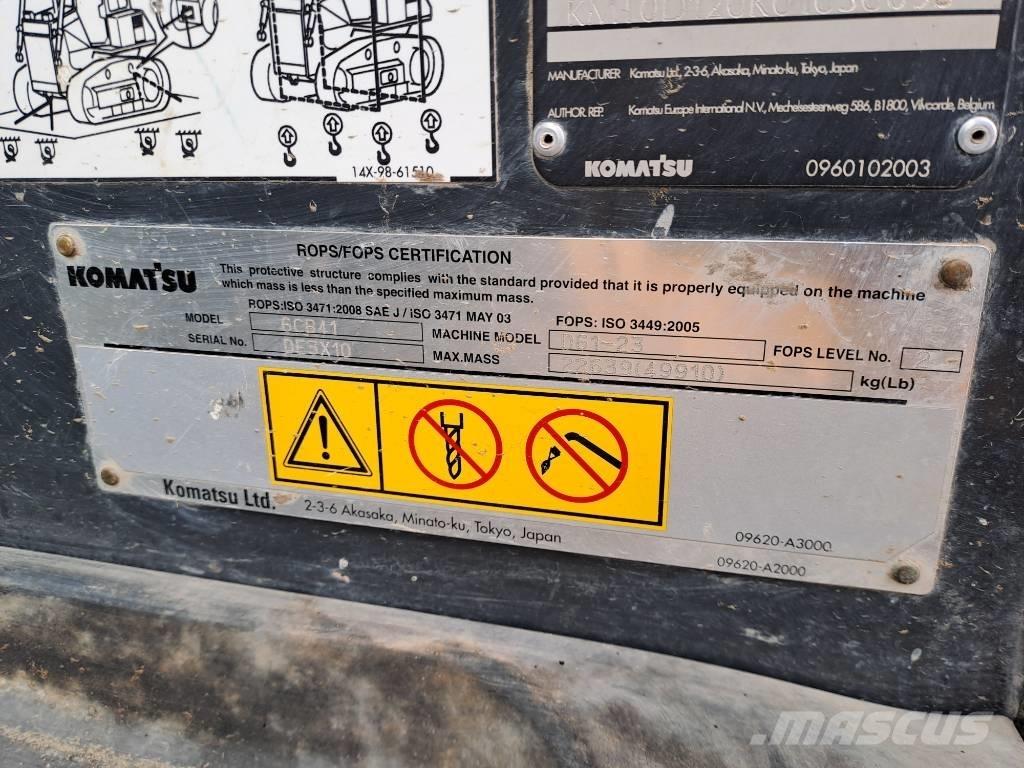 Komatsu D61PXI-23 Гусеничные бульдозеры