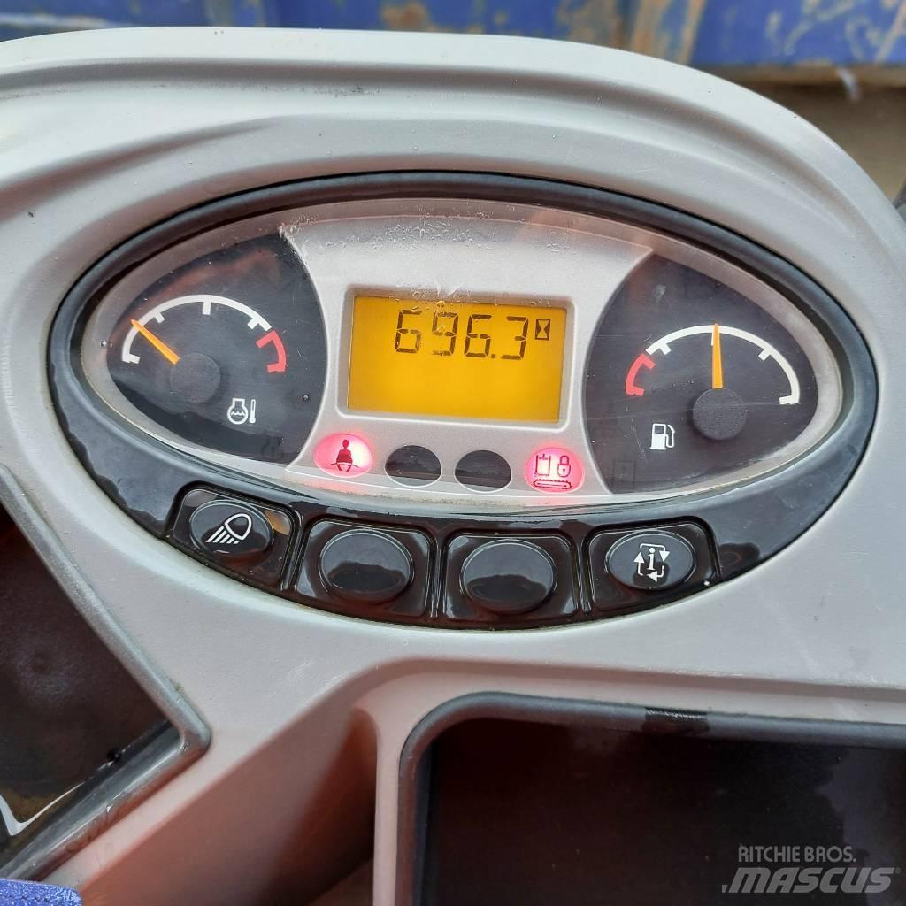 Doosan DX 17 Колёсные экскаваторы